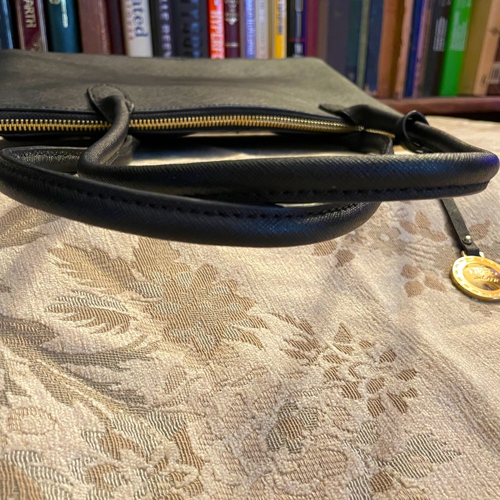 HOBO INTERNATIONAL Black Leather Handbag - Picture 10 of 15